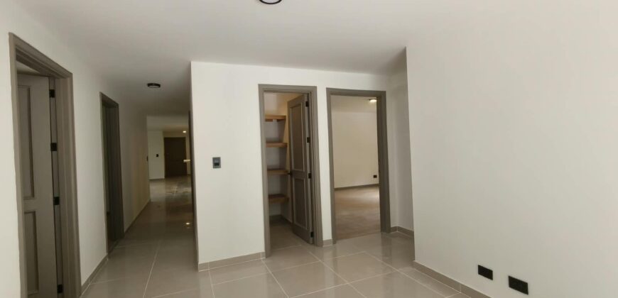 Se arrienda apartamento Medellín – Castropol (194141453)