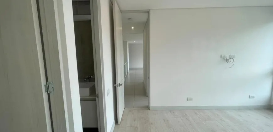 Se arrienda apartamento Envigado Loma de las Brujas (194288184)