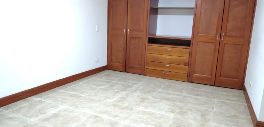 Se arrienda apartamento Medellín – Castropol (194292764)