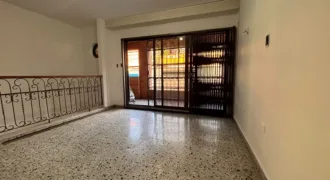 Se arrienda casa comercial Envigado centro 	(194312244)