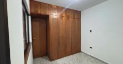 Se arrienda casa comercial Envigado centro 	(194312244)