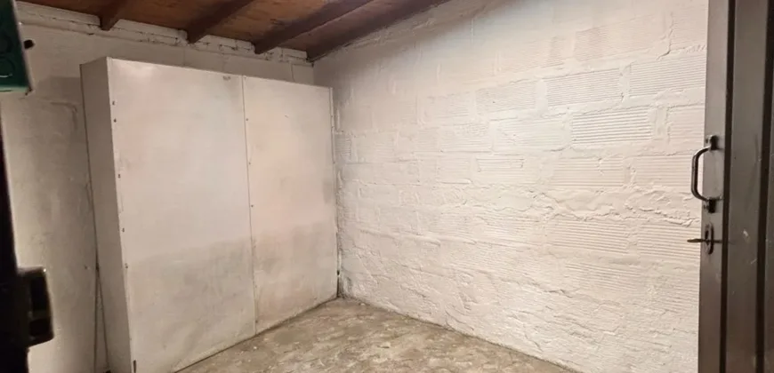 Se arrienda casa comercial Envigado centro 	(194312244)